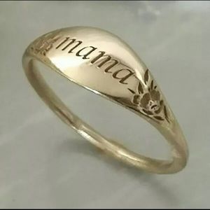 14k Yellow Gold “Mama” Ring Size 6